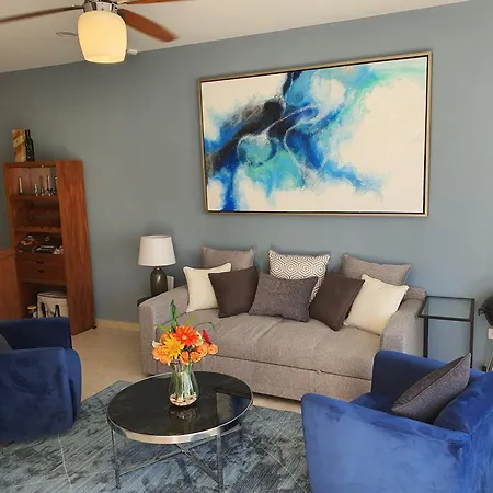 Beach Bliss Retreat, Renovated Condo With Rooftop Pool, Grill, And Game Night Vibes!